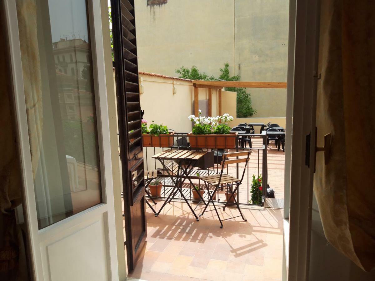 Il Sorriso Bed & Breakfast Florence Luaran gambar